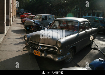 Havanna Kuba Oldtimer auf der Straße Stockfoto