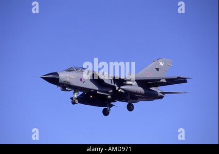 Tornado GR4 am Flugplatz Endanflug GAV 1011 Stockfoto