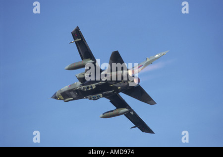 Panavia Tornado GR4 overhead reheat auf volle GAV 1014 Stockfoto