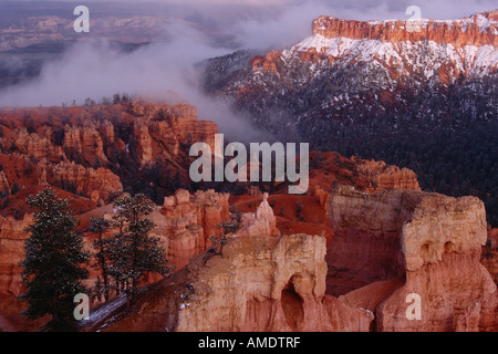 Überblick über die felsige Landschaft Bryce Canyon National Park in Utah Stockfoto