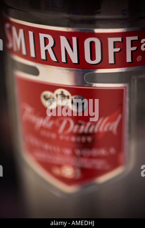 Smirnoff Flasche Wodka Smirnoff ist eine Marke von Diageo Stockfoto