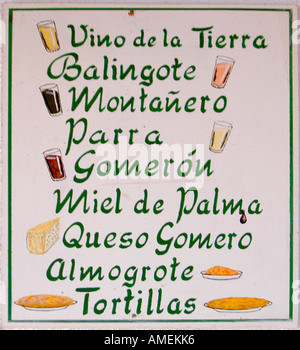 Speisekarte an Bord in das Café im El Cedro in der Parc Nacional de Garajonay auf La Gomera auf den Kanarischen Inseln, Spanien. Stockfoto