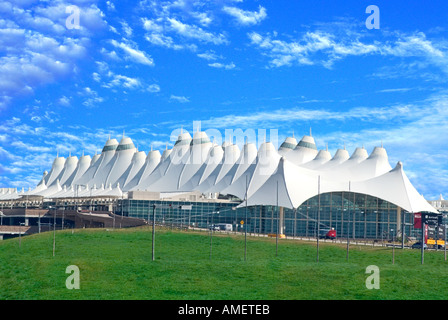 Außenaufnahme des Denver International Airport Stockfoto