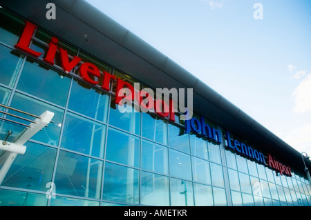 Außenansicht John Lennon Flughafen Liverpool Stockfoto
