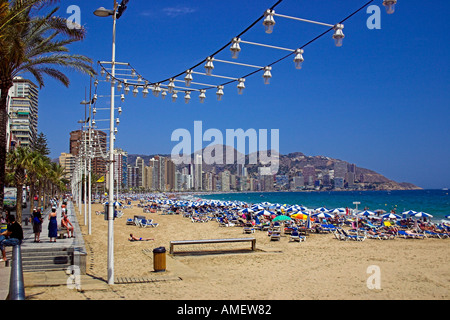 Am Strand von Benidorm, Spanien Stockfoto