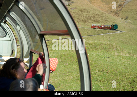 Mountain Train Rothorn Bahn zwischen Brienz und Brienzer Rothorn s Peak Alpen der Schweiz Stockfoto