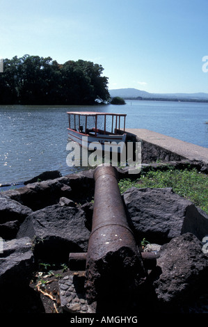 Kanone auf das Castillo San Pablo, ein 18. Jahrhundert spanische Festung in Nicaragua, Nicaragua-See, Las Isletas rosten Stockfoto