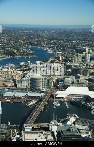 Blick auf Darling Harbour aus Sydney, Australien Sydney Tower Stockfoto