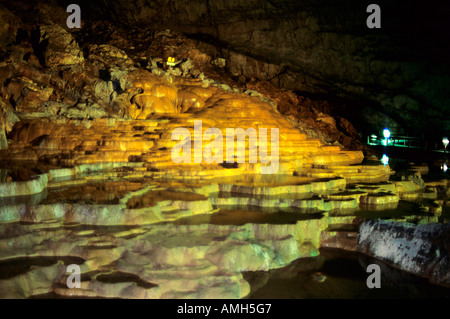 Yamaguchi, Japan Akiyoshidai-Quasi-Nationalpark, Eingang Zur Karsthöhle Stockfoto