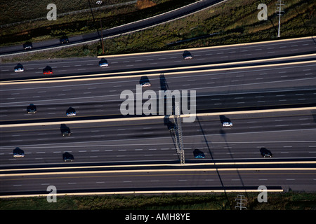 Luftaufnahme von Autobahn, Autobahnen, 407 und 400, Ontario, Kanada Stockfoto