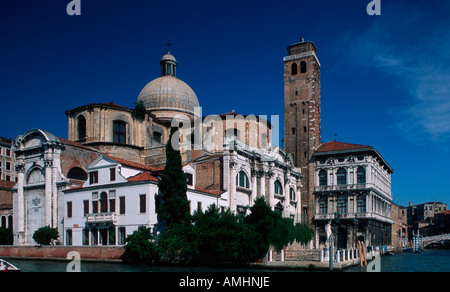 Venedig, Stadtteil Cannaregio, San Geremia, 18.Jh. Architekt Carlo Corbellini, Rechts Palazzo Labia, Kreuzarm Canale di Cannare Stockfoto