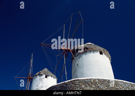 Windmühlen und Himmel, Mykonos, Griechenland Stockfoto
