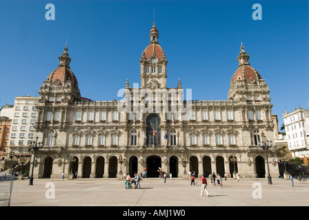 Der Palacio Municipal in Praza Maria Pita in La Coruna, Galicien, Spanien Stockfoto