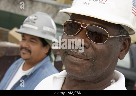 Miami Florida, Little Havana, La Palma Condominium, Wohn-, Appartement, Appartements, Wohnungen, Gebäude, s bahnbrechende Zeremonie, erschwinglich, Senior seni Stockfoto