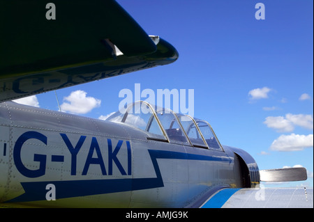 Blick entlang der Rumpf eines russischen YAK52-Flugzeug, die diese Flugzeuge für die Bremsung fliegen jetzt verwendet werden Stockfoto