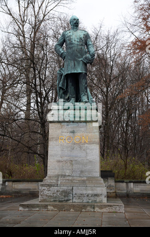 Albrecht Theodor Emil Graf von Roon preußische Soldat Memorial Statue Tiergarten Berlin Deutschland Stockfoto