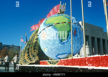 Globales Bewusstsein in der Veterans Day Parade in St Louis MO Stockfoto