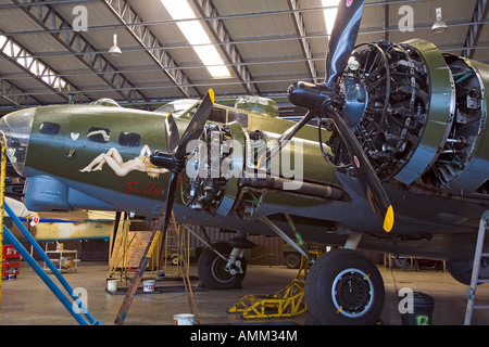 Sally B, b-17 Flying Fortress Zweiter Weltkrieg-Bomber aus dem Imperial War Museum in Duxford in Cambridgeshire 2007 Stockfoto