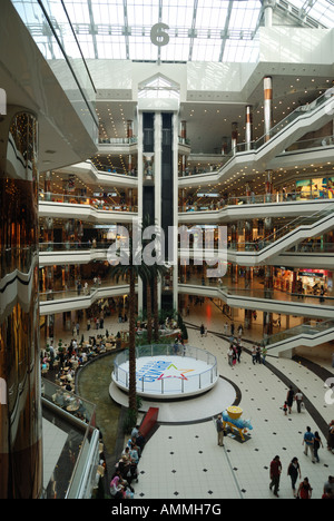 Cevahir Einkaufszentrum, Istanbul Stockfoto