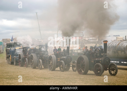 Dampf-Traktoren bei der 2007 Great Dorset Steam Fair Blandford Forum Dorset-England Stockfoto