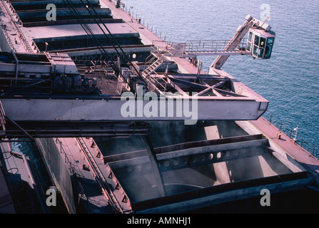 Laden von Eisenerz, Sept-Iles, Quebec, Kanada Stockfoto