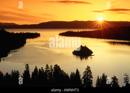 Sunrise, Lake Tahoe, Emerald Bay State Park, Kalifornien, USA Stockfoto