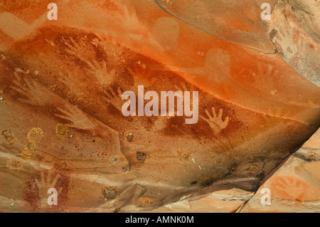 Aborigine-Felskunst, Ballon-Höhle, Carnarvon Gorge, Carnarvon Nationalpark, Queensland, Australien Stockfoto