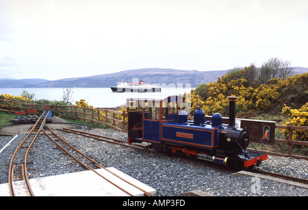 Miniatur Dampfmaschine Victoria auf der Drehscheibe am Mull West Highland Railway Stockfoto