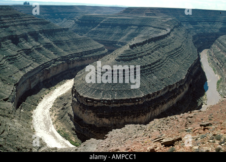 UT Canyonlands National Park in Utah Schwanenhals San Juan River Stockfoto