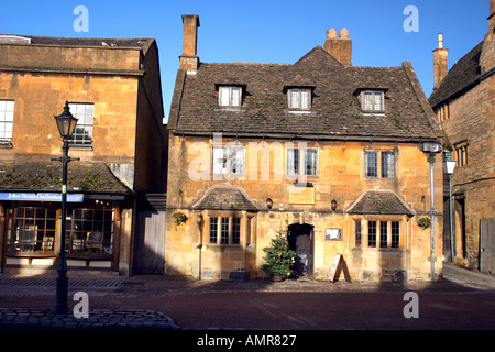 Shop Broadway Worcestershire England Großbritannien Stockfoto