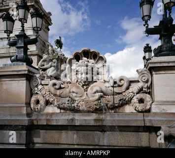 Detail auf dem Brunnen am Monument Aux Girondins in der Place des Quinconces Bordeaux Gironde Frankreich Aquitanien Stockfoto