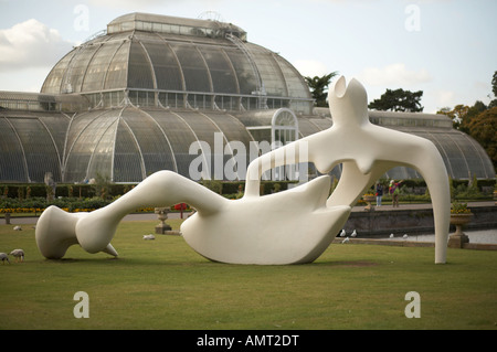 Henry Moore Skulptur große liegende Figur 1984 Stockfoto