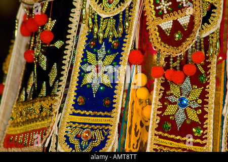 Closeup Details der Krieger Tänzerin Kostüm Ubud Palast Bali Indonesien Stockfoto