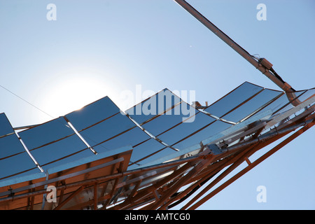 Hermannsburg, Northern Territory von Australien. PV-Anlage. Ein gutes Beispiel für nachhaltige Energie. Stockfoto