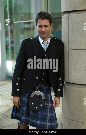 Kanadischer Schauspieler Eric Mccormack in traditionellen schottischen Kleid Stockfoto