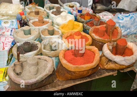 Markt-stand für Gewürze, Osch Bazar, Bischkek, Kirgisistan Stockfoto