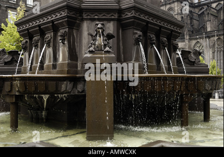 Fontaine d Urbain II Brunnen in Clermont-Ferrand Inaugaurated 1898 Stockfoto