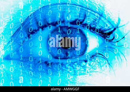 Biometrische Konzept zeigt eine menschliche Weibchen Auge und binären Ziffern Stockfoto