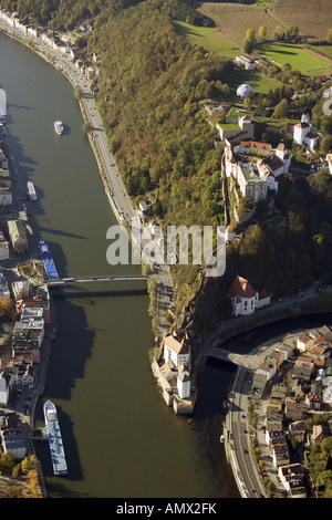 Zusammenfluss von Ilz und Donau mit Oberhaus Bastion (Veste Oberhaus) und Niederhaus Bastion (Veste Niederhaus), Niederbayern, Low Stockfoto