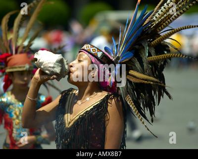 Mexiko-Stadt, Zocalo, Tänzer Stockfoto