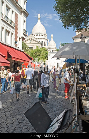 Touristen in Stadt Basilique Du Sacré-Coeur Montmartre Paris Ile de France Frankreich Stockfoto