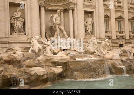 Der Trevi Brunnen Rom Italien Stockfoto