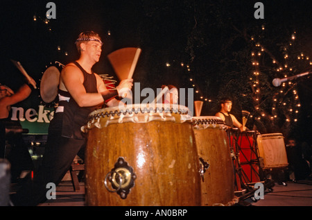 Japanischen Taiko-Trommler beim eine Nachbarschaft Festival in Coconut Grove Miami Florida USA Stockfoto