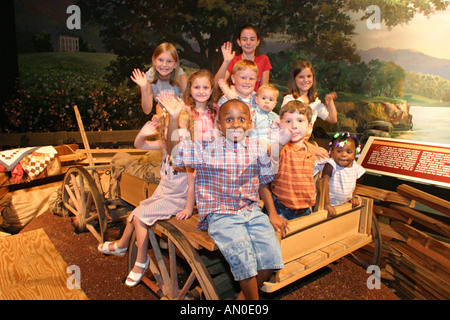 Alabama Madison County, Huntsville, EarlyWorks Kindermuseum, Geschichte, Sammlungen, Ausstellungsausstellung Sammlung, fördern, Produktprodukte Verkauf anzeigen Stockfoto