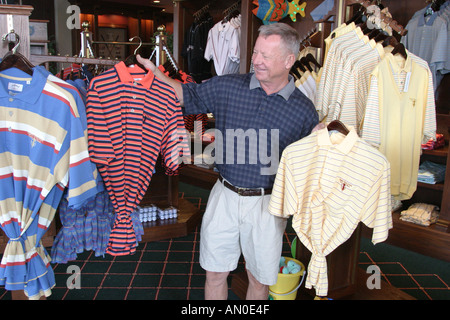 Alabama Madison County, Huntsville, Hampton Cove Golfplatz, Sport, Sportler, Erholung, Spiel, Landschaft, Design, Golf, Können, Fahren, Putting, Grün, Sand-tra Stockfoto