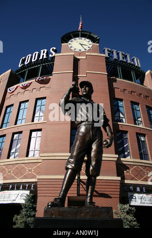 Der Spieler von dem Bildhauer George Lundeen außerhalb Coors Field Denver Colorado Oktober 2007 Stockfoto