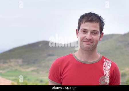 Paval Banicevic, die neue Generation Winzer, Sohn von Frano Banicevic. Toreta Vinarija Weingut in Smokvica Dorf auf der Insel Korcula. Vinarija Toreta Weingut, Smokvica Stadt. Halbinsel Peljesac. Dalmatien, Kroatien, Europa. Stockfoto