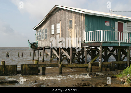 Louisiana Madisonville, historische Stadt entlang des Tchefunkte River Water, Wetter, durch den Orkans beschädigte Häuser entlang des Lake Pontchartrain, Besucher reisen Stockfoto