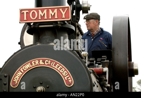 Fowler Zugmaschine Nummer MO 780 Tommy Works Registrierungsnummer 15710 Baujahr 1922 bei Vintage-Dampf-Rallye UK Stockfoto