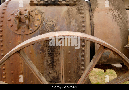 Rostige Dampftraktor bereit, Restaurierung Stockfoto